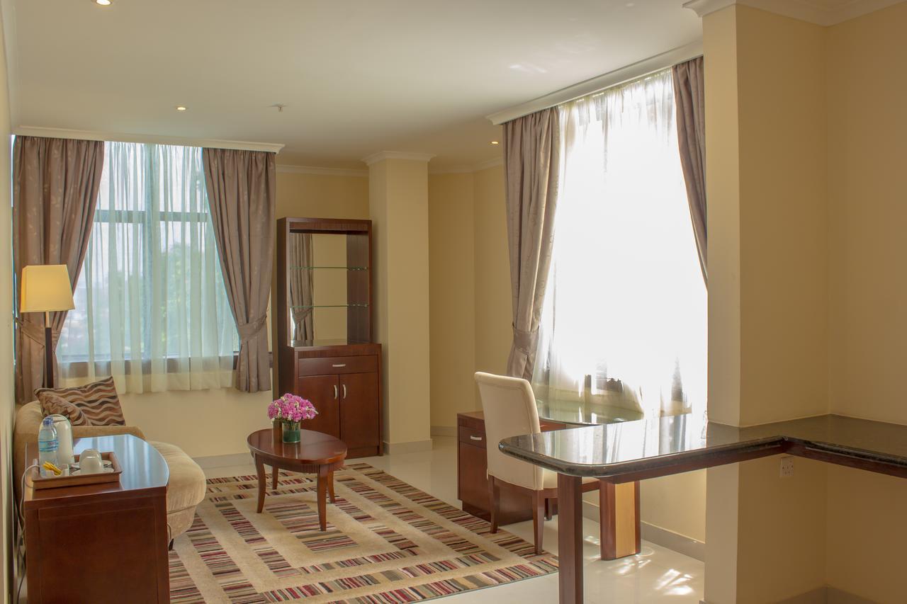 Seashells Millennium Hotel Дар-ес-Салам Екстер'єр фото